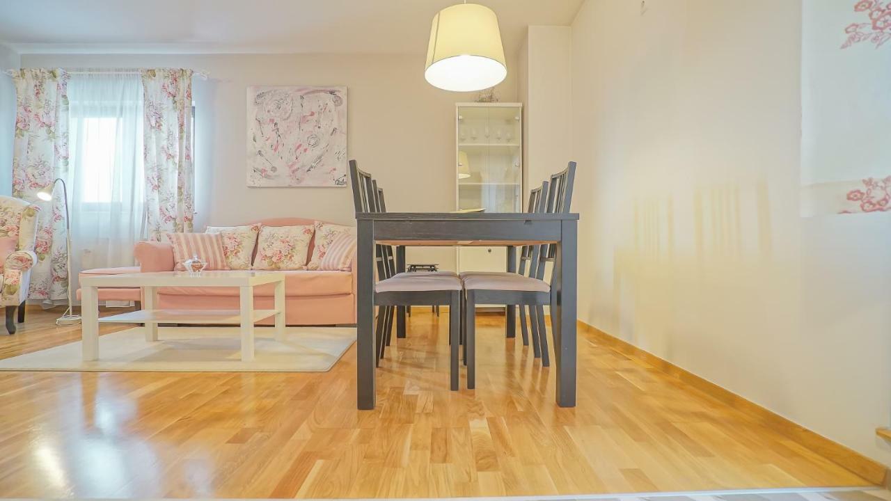 Cn2I Luxury Accommodation/Privilegio8 Brasov Bagian luar foto