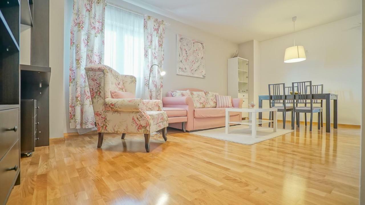 Cn2I Luxury Accommodation/Privilegio8 Brasov Bagian luar foto