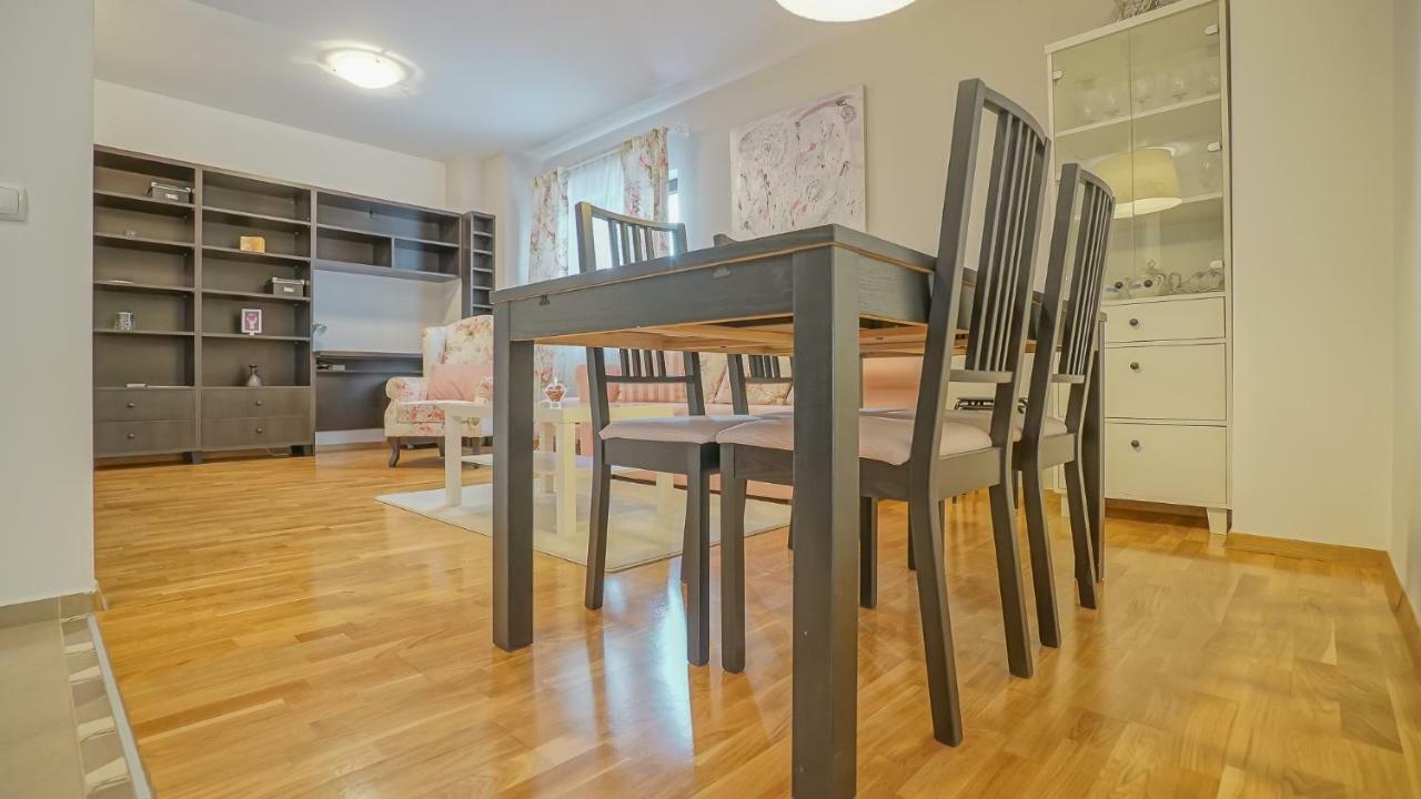 Cn2I Luxury Accommodation/Privilegio8 Brasov Bagian luar foto